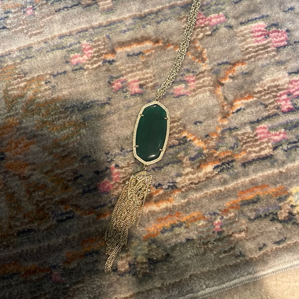 Kendra Scott Green and gold tassel necklace